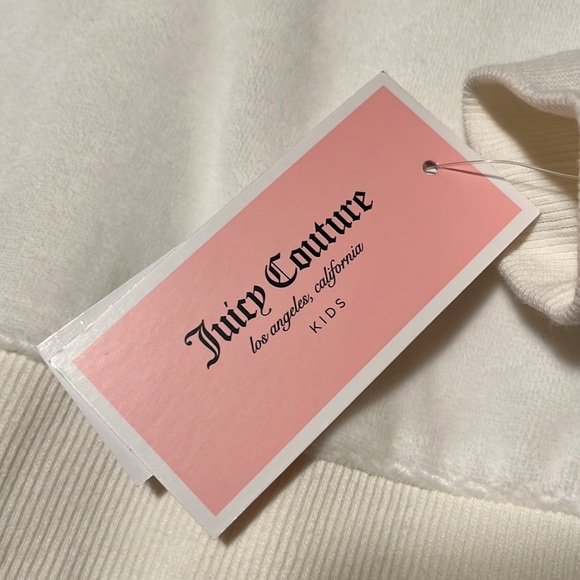NWT Girls Juicy Couture Velour Cream and Gold Track Suit Sweat Suit Sz 5 - Picture 3 of 10